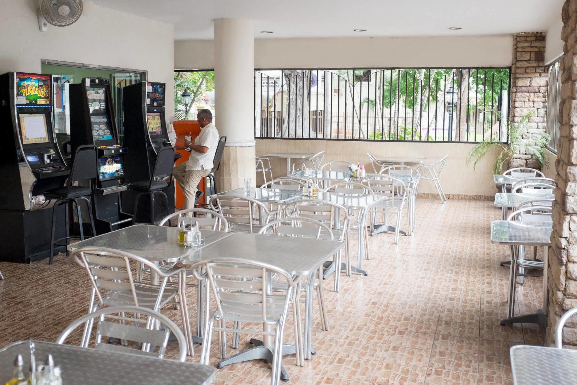 Hotel Latino Kota Panama Bagian luar foto